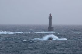 Tempête sur le Phare de la Jument depuis Trebechou